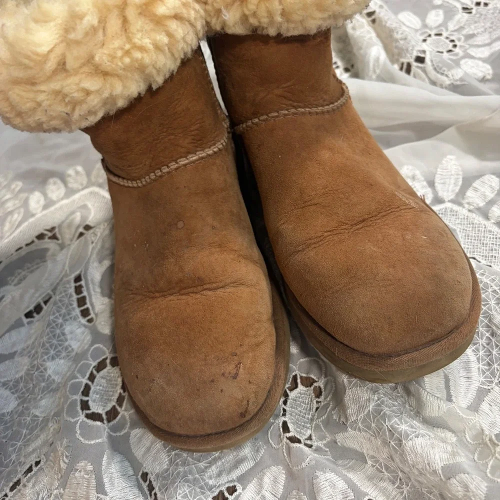 Y2K Fall UGG Classic Short Chestnut Sheepskin Boots F20012F Womens 7
